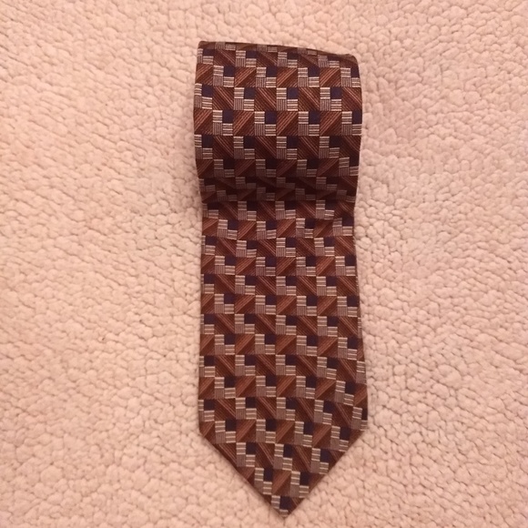 Kenneth Cole New York all silk tie *5 - Picture 3 of 3
